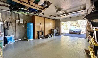 694 Timberlake Dr, Ashland, OR 97520