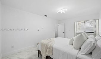 3549 Magellan Cir 418, Aventura, FL 33180
