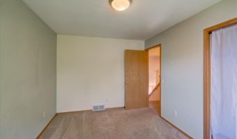 5158 Ridge Oak Dr, Madison, WI 53704