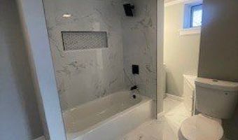 1 Hickory St, Bristol, CT 06010