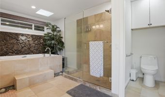 7327 Makaa St, Honolulu, HI 96825