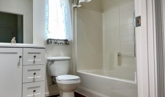 38 Mobile Mnr, Angwin, CA 94508