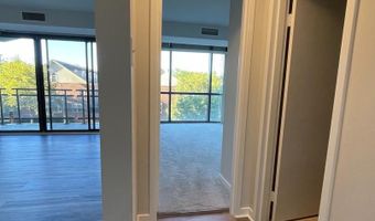 1530 KEY Blvd 326, Arlington, VA 22209