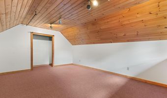 25-27 Gingko Ln, Brattleboro, VT 05301