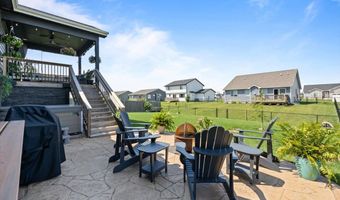 3408 NW Reinhart Dr, Ankeny, IA 50023