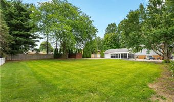 13795 Overcrest St NE, Alliance, OH 44601
