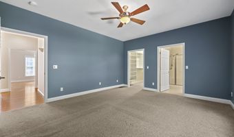 11 Village Ct 11, Colchester, CT 06415