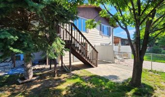 2903 Vancouver Ln, Bismarck, ND 58503