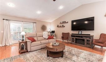 180 Mesa Dr, North Kingstown, RI 02852