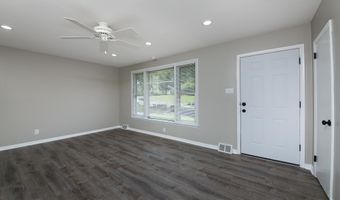 2870 WOODLAND Rd, Abington, PA 19001