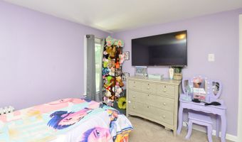 173 Wolcott St, Bristol, CT 06010