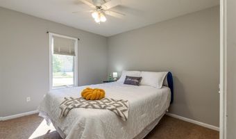 5406 Bear Creek Pass, Auburn, IN 46706