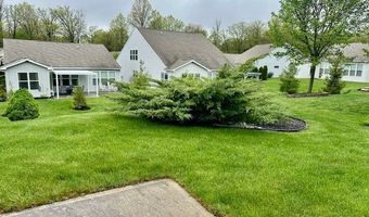 522 Heritage Woods Dr, Akron, OH 44321