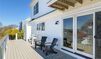 433 Wolcott Ave, Middletown, RI 02842