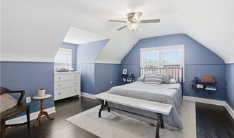1784 Woodside Dr, Ambridge, PA 15003