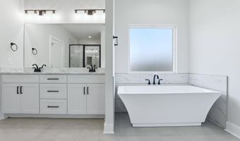 7648 S Shoreline Blvd, Benton, AR 72019