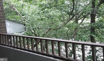 7700 LAFAYETTE FOREST Dr 31, Annandale, VA 22003