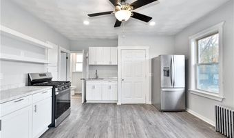 880 Charles St, North Providence, RI 02904