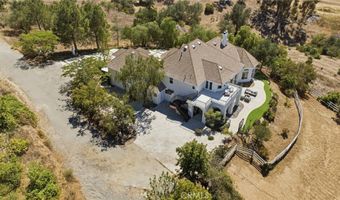 1094 Hillcrest View Ln, Fallbrook, CA 92028