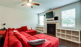 4072 Elsdon Dr, Austell, GA 30106