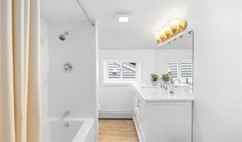 25 Willow Dr, Hopkinton, RI 02832