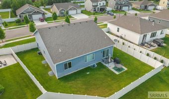 408 N Curlew Dr, Ammon, ID 83401