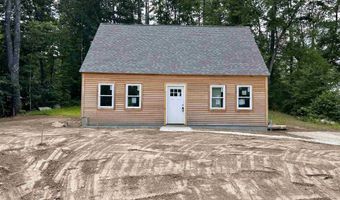 92 Long Shores Dr, Barrington, NH 03825