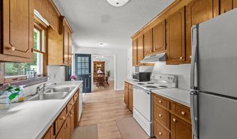 918 Circle Dr, Angier, NC 27501