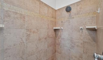 924 BUNKER VIEW Dr, Apollo Beach, FL 33572