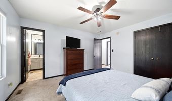 240 E Park Dr, Auburn, KS 66402