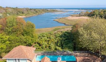 275 Boston Neck Rd, Narragansett, RI 02882