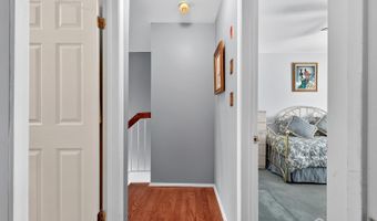 905 Madaline Dr, Avenel, NJ 07001