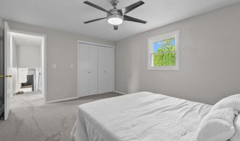 324 W SUNSET Ave, Appleton, WI 54911