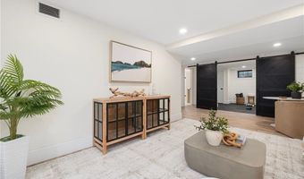 7 Champlin St, Newport, RI 02840