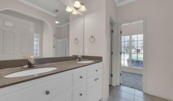 236 QUEENS GATE, Alabaster, AL 35114