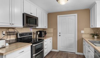 18955 SW BOUCHER Ct, Aloha, OR 97003