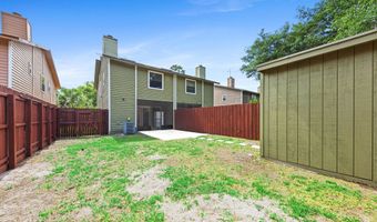 1927 MAIN St, Atlantic Beach, FL 32233