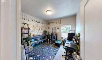 98129 E HOFFELDT Ln, Brookings, OR 97415