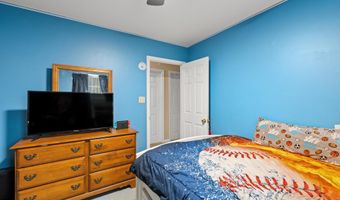 4 THATCHER St, Frankford, DE 19945