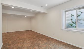 40418 N South Newport Dr, Antioch, IL 60002