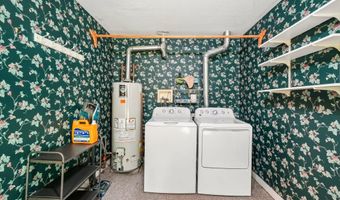 1331 E Oregon Rd, Adrian, MI 49221