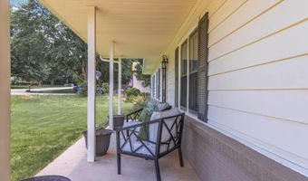 713 S Boyer Rd, Arkansas City, KS 67005