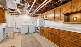 611 11th St SW, Austin, MN 55912