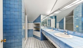 97 Harrison Ave P1, Newport, RI 02840