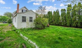 106 Providence Ave, East Providence, RI 02915