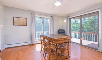 25 Spanker St, Jamestown, RI 02835