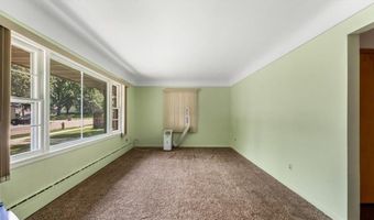 1220 Irving St, Alexandria, MN 56308