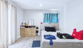 4 N Brighton Ave, Atlantic City, NJ 08401