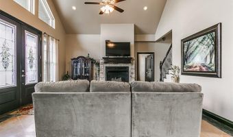 3918 S 4th St, Chickasha, OK 73018