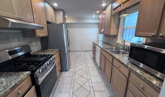 711 S Simon St, Ada, OH 45810